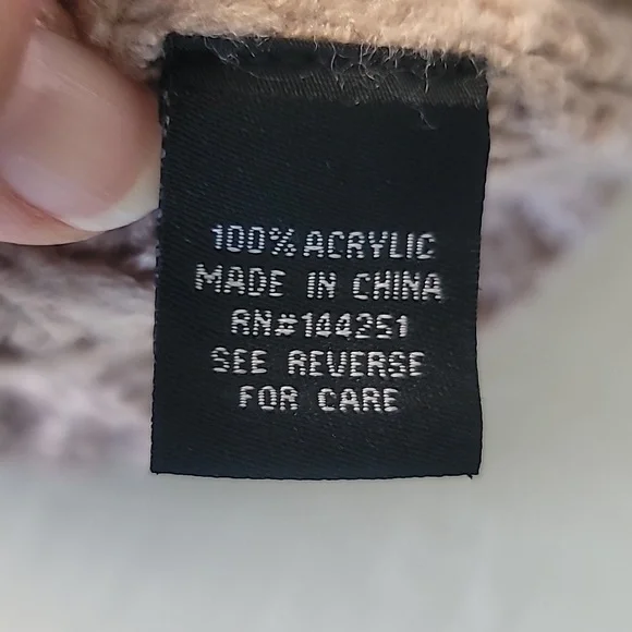 Moon & Madison Women's Sweater Sz Small Blush Tan Soft Cropped Bubble Dot Sleeve - Picture 7 of 8